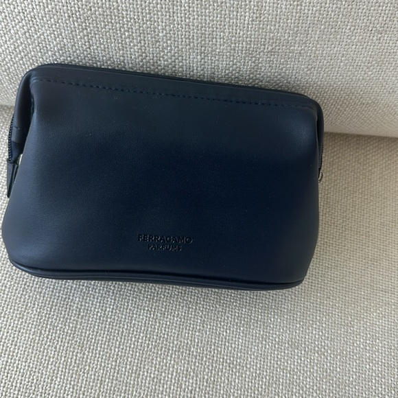 Ferragamo Cosmetic Bag - Picture 5 of 7